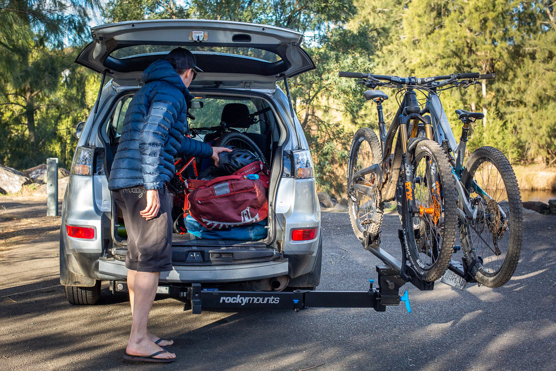 rockymounts backstage swing away platform hitch rack